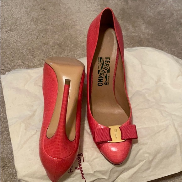 Reptile Salvatore Ferragamo pumps - Picture 1 of 2